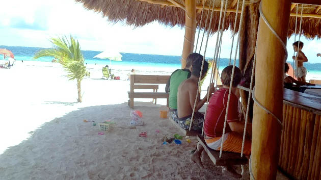 entretenimiento en la playa para toda la familia